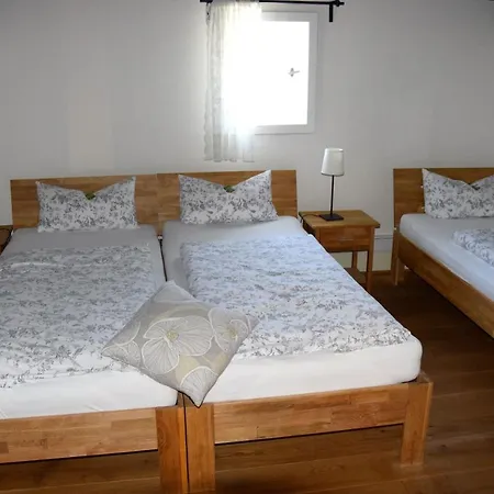 Δωμάτια σε οικογενειακή κατοικία Haus Buuck - *